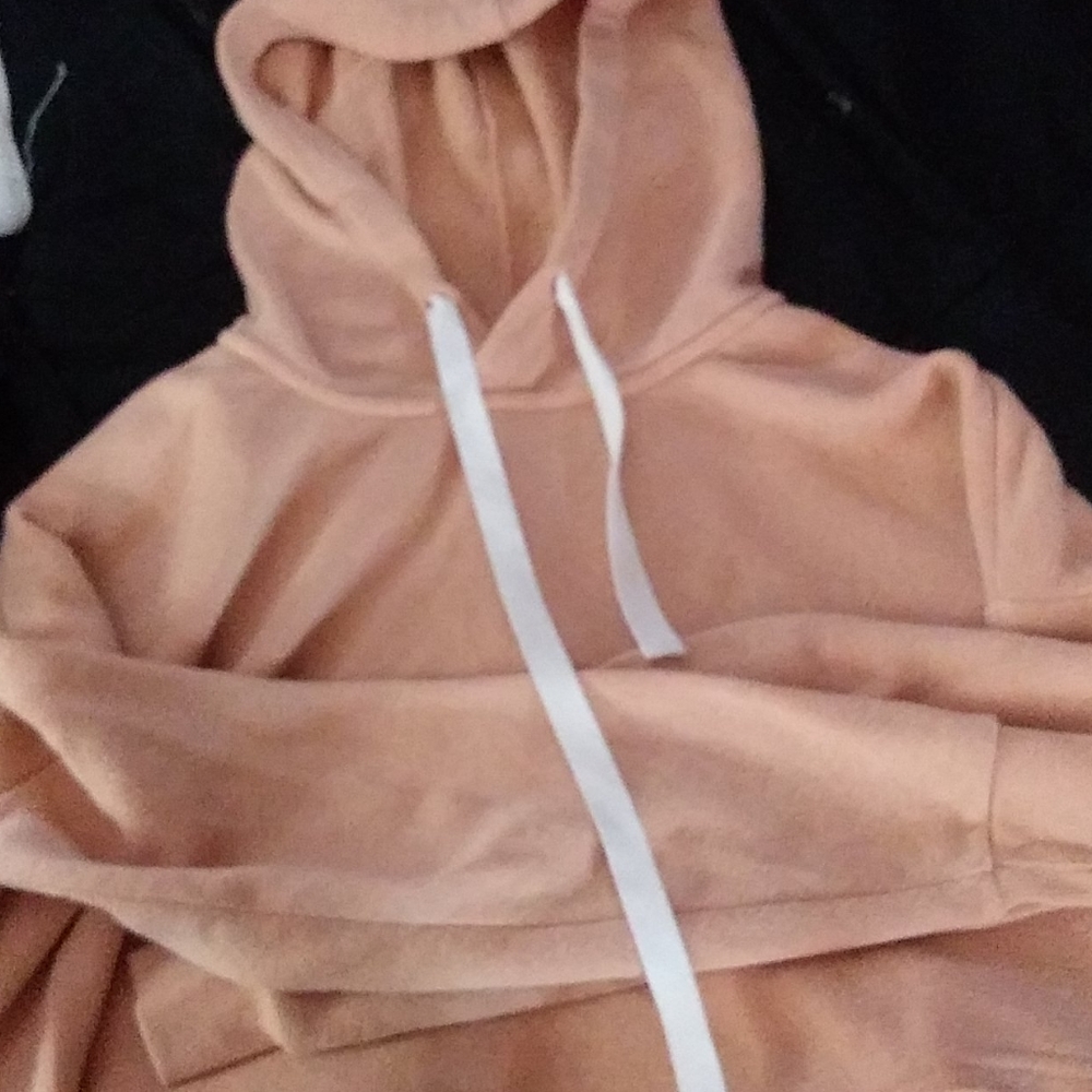 Half shirt hoodie